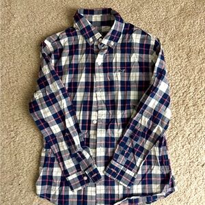 Boy’s button down Vinyard Vines - Like New